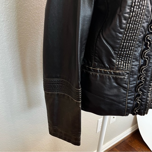 Big Chill Vintage Faux Black Leather With Bronze Distressed Jacket Size Medium - Picture 7 of 15